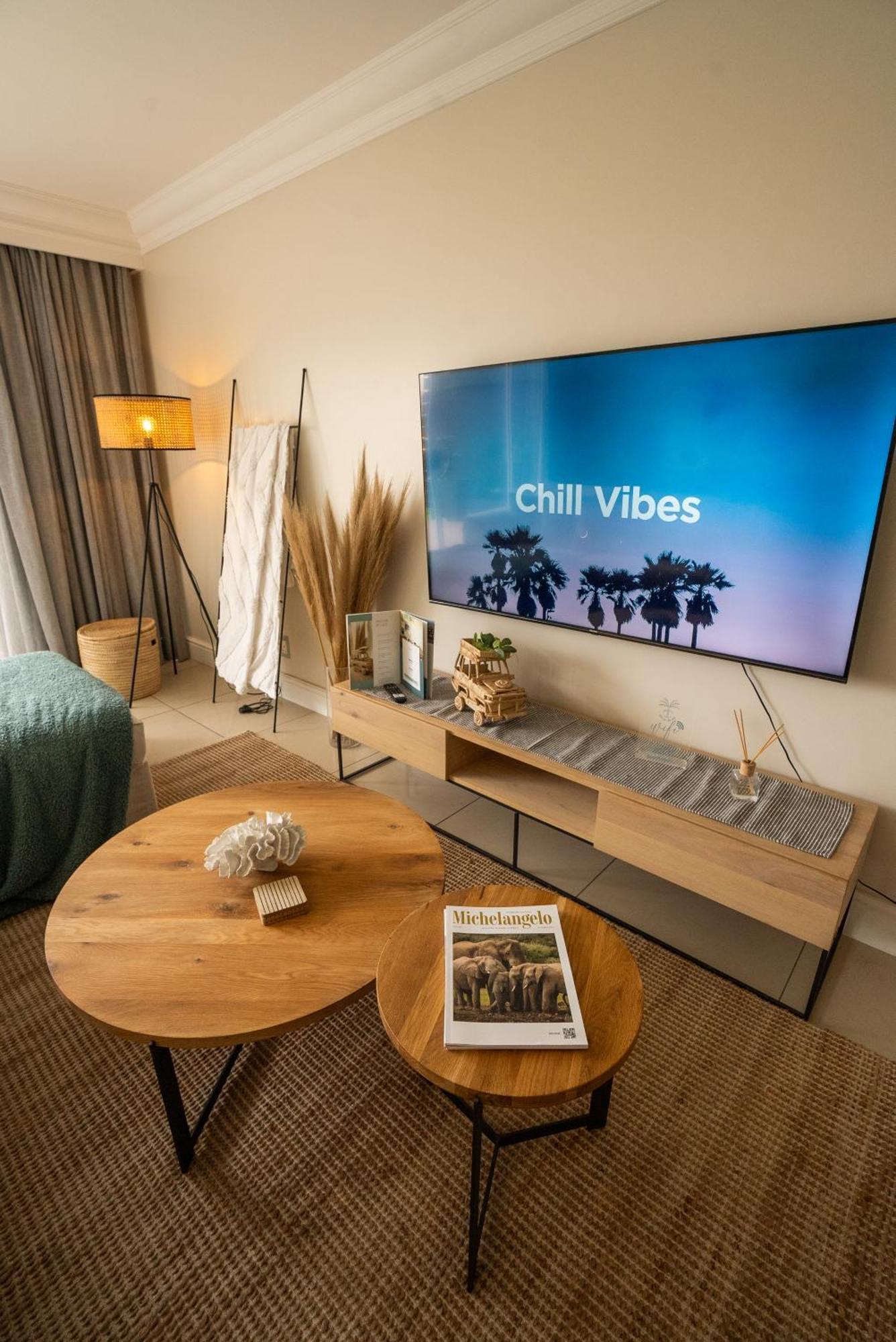 Deja Blue Beachfront Villa, Newly Renovated Langstrand Bagian luar foto